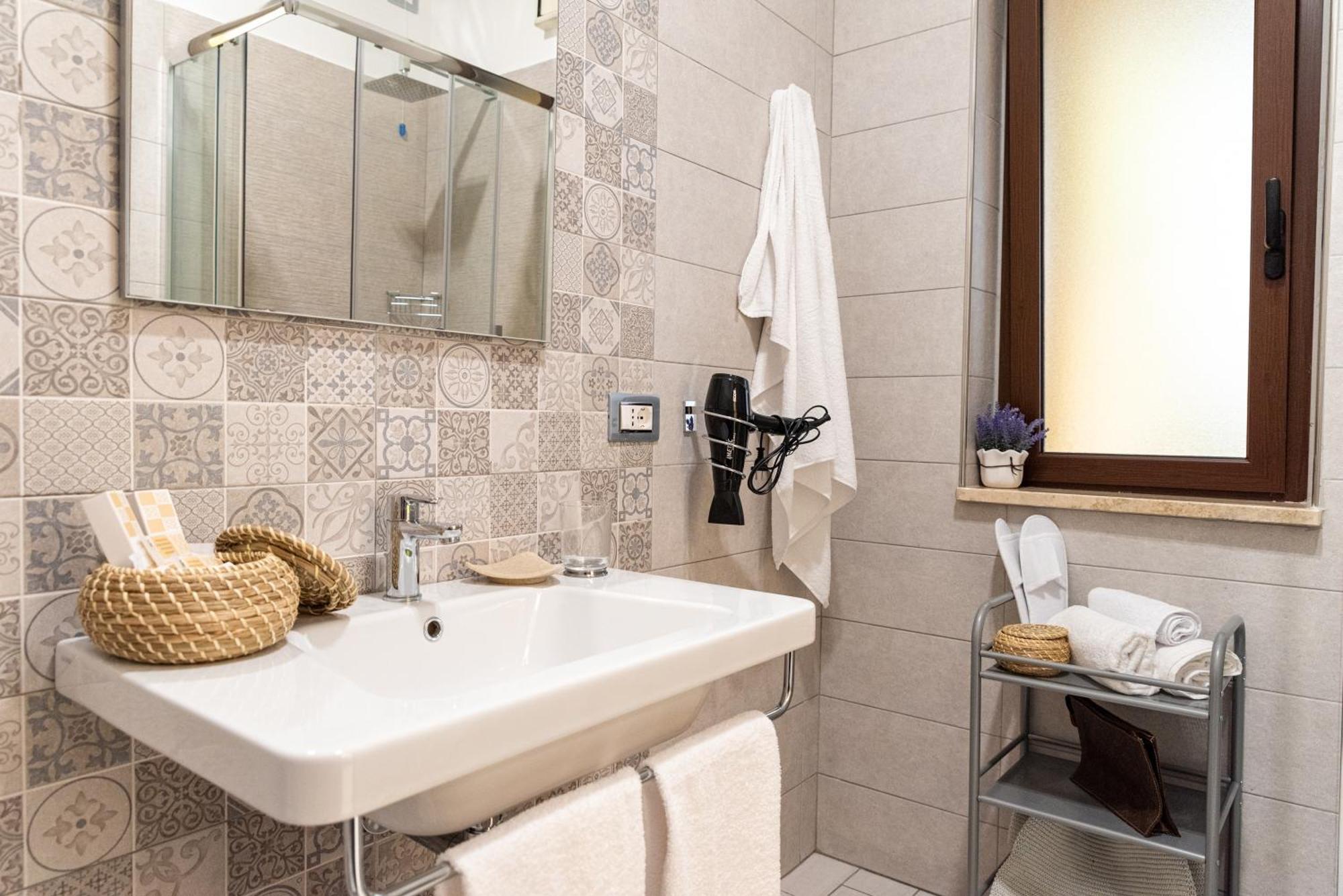 Cilento Suite - Vinarte B&B Агрополи Экстерьер фото